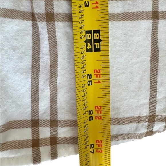 J. Crew Women’s Flannel Button Front Window Pane Cream Tan. Size Large - Picture 4 of 6